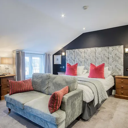 ゲストハウス The Helaina 5*