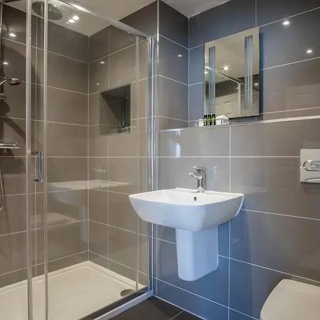 The Helaina ゲストハウス スカーバラ