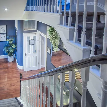 The Helaina ゲストハウス スカーバラ