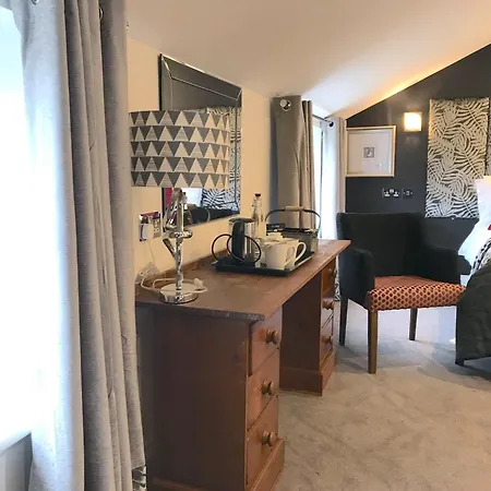 Guest house The Helaina