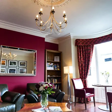 The Helaina Guest house 5*