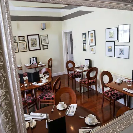The Helaina 5* Скарборо