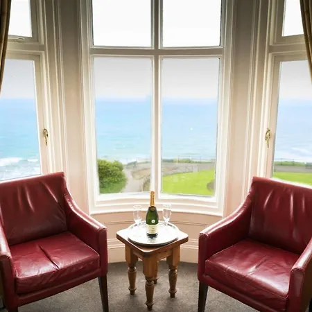 Konukevi The Helaina