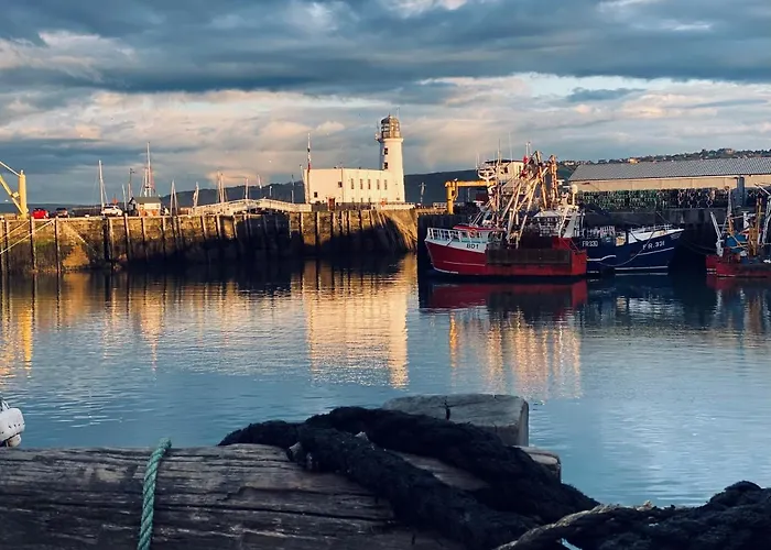 Guest house The Helaina