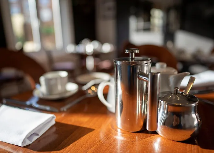 和里钠酒店 招待所