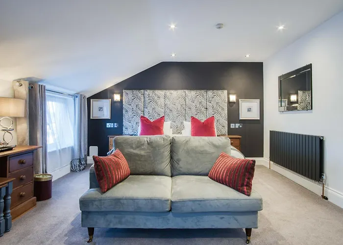 The Helaina Scarborough