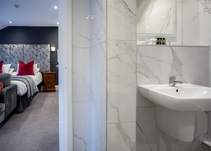 The Helaina Scarborough