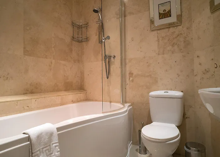 The Helaina Guest house Scarborough