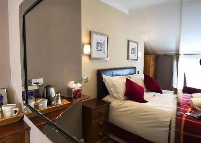 Guest house The Helaina Scarborough